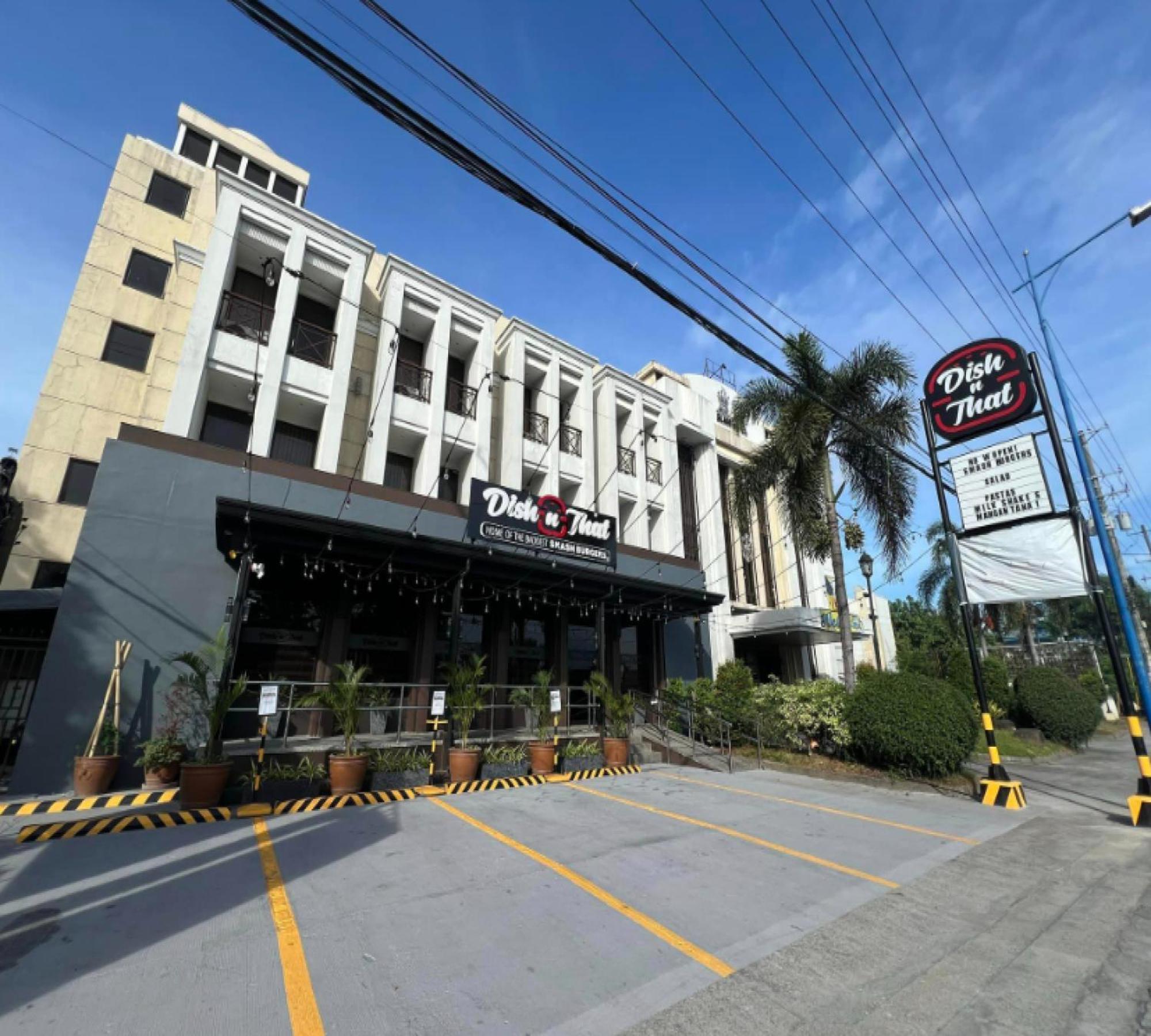 Bliss Hotel San Fernando Pampanga City Zewnętrze zdjęcie