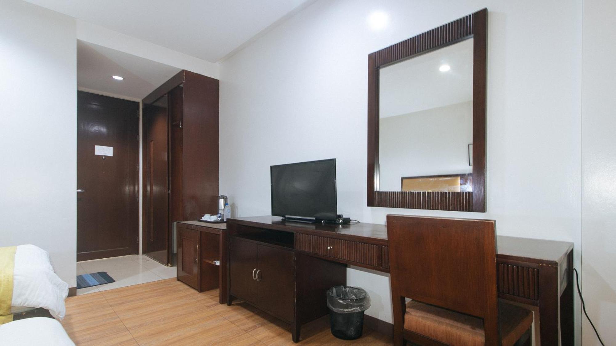 Bliss Hotel San Fernando Pampanga City Zewnętrze zdjęcie
