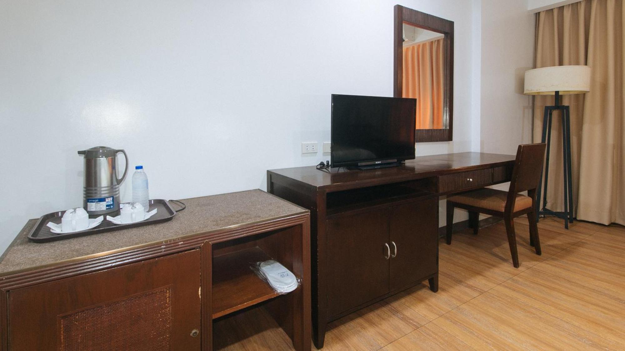 Bliss Hotel San Fernando Pampanga City Zewnętrze zdjęcie