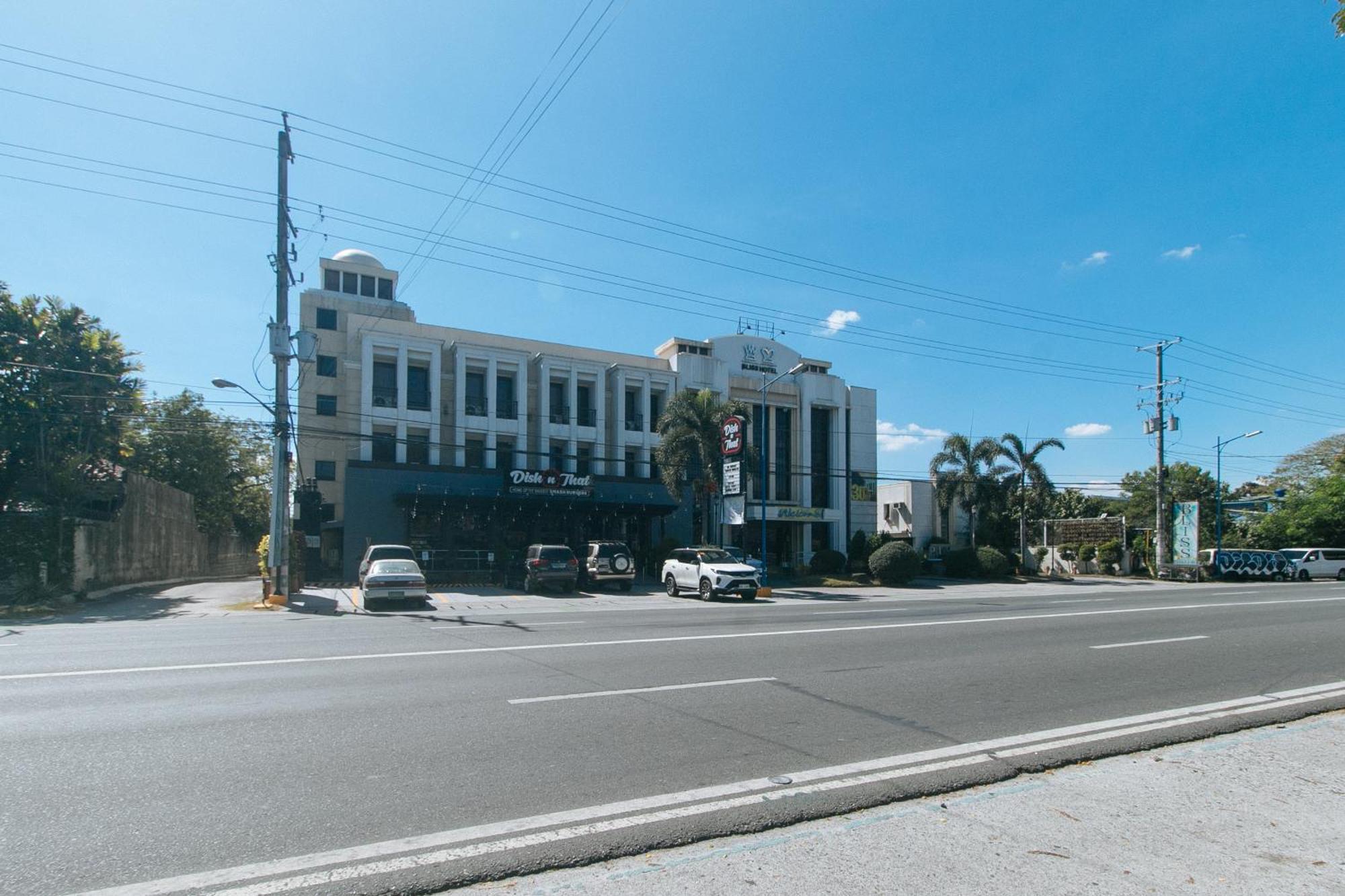 Bliss Hotel San Fernando Pampanga City Zewnętrze zdjęcie